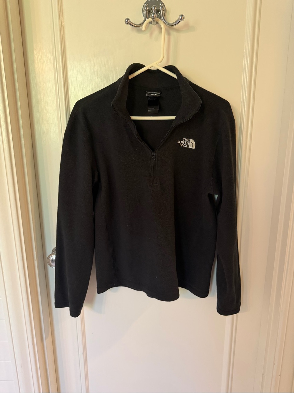 The North Face Black Men's Quarter-Zip Fleece